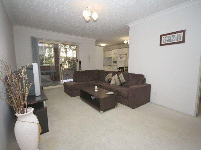 2/29 Birdwood Street, Coorparoo QLD 4151