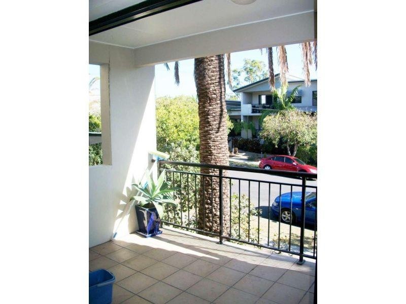 4/157 Riding Road, Balmoral QLD 4171