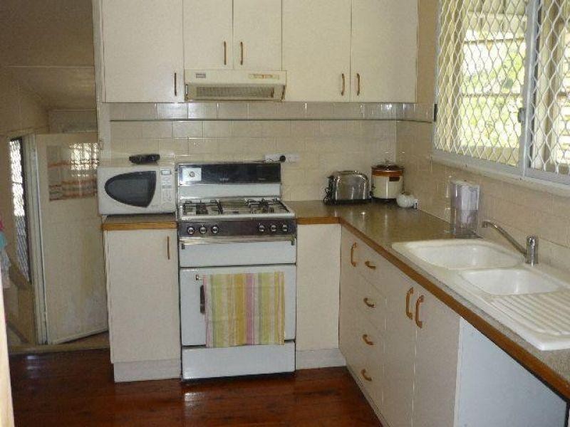 80 Denman Street, Greenslopes QLD 4120