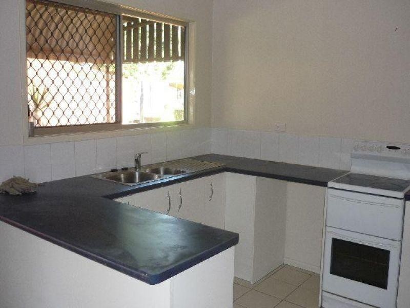 6 Banks Crescent, Wynnum West QLD 4178