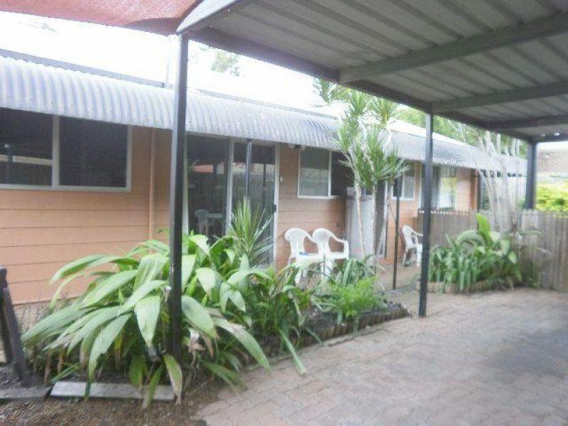 6 Banks Crescent, Wynnum West QLD 4178