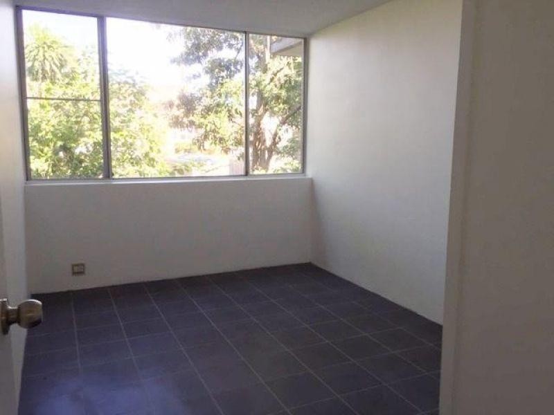 2/248 Cavendish Road, Coorparoo QLD 4151