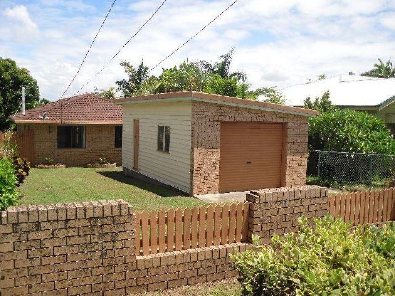 37 Seabreeze Road, Manly West QLD 4179