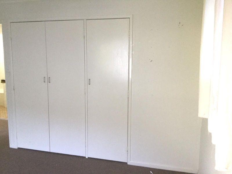 37 Seabreeze Road, Manly West QLD 4179