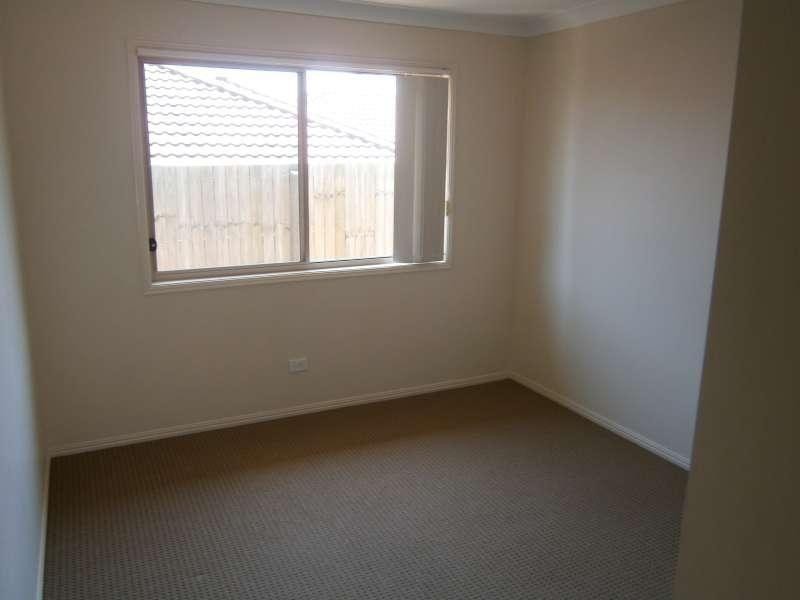 15 Rachel Drive, Crestmead QLD 4132