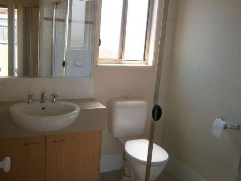 15 Rachel Drive, Crestmead QLD 4132