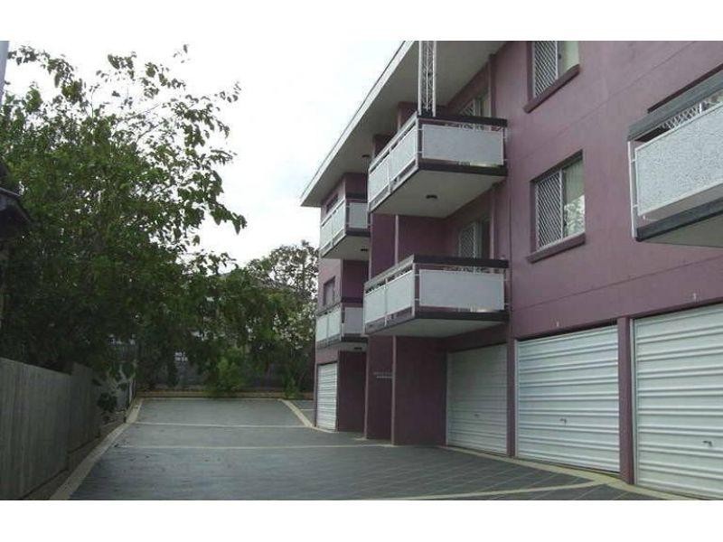 1/38 Peach Street, Greenslopes QLD 4120