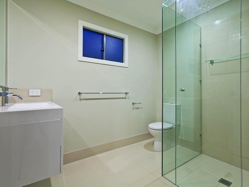 21 Grenade Street, Cannon Hill QLD 4170