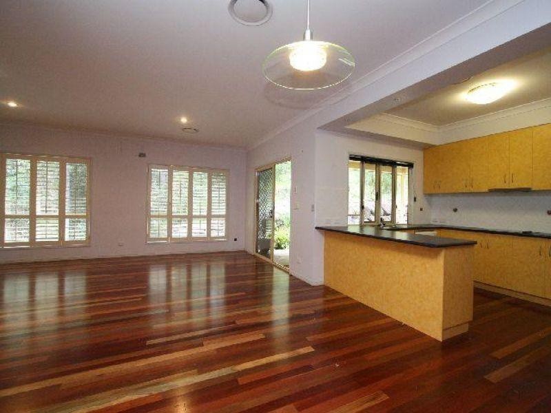 8 Kangan Court, Shailer Park QLD 4128