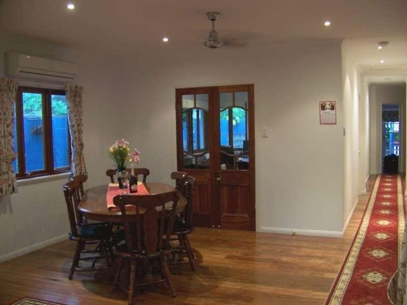 108 Lytton Road, Bulimba QLD 4171