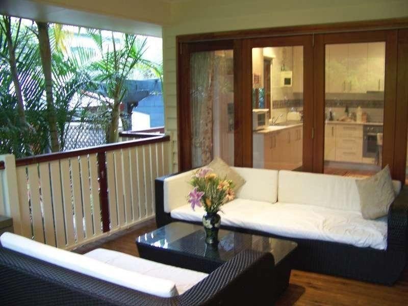 108 Lytton Road, Bulimba QLD 4171