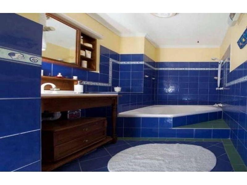 12 Cyril Street, Camp Hill QLD 4152