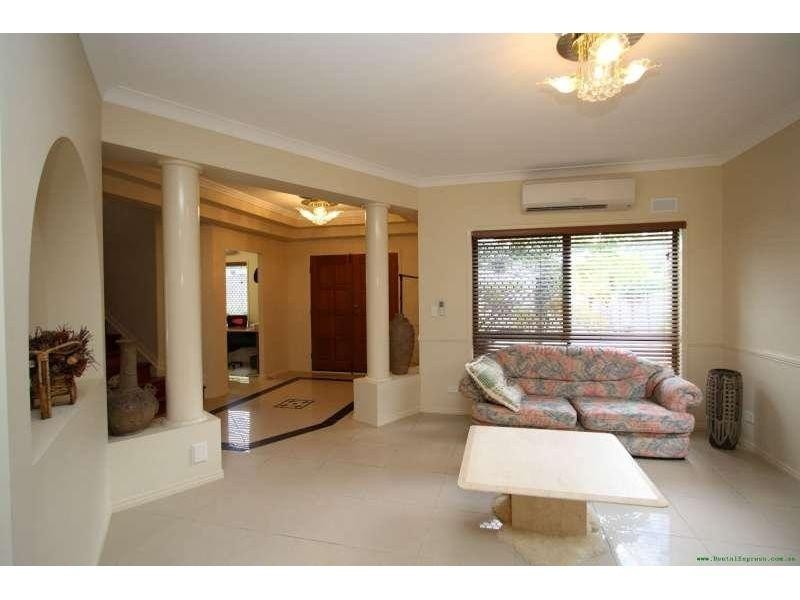 18 Wen Place, Sunnybank QLD 4109