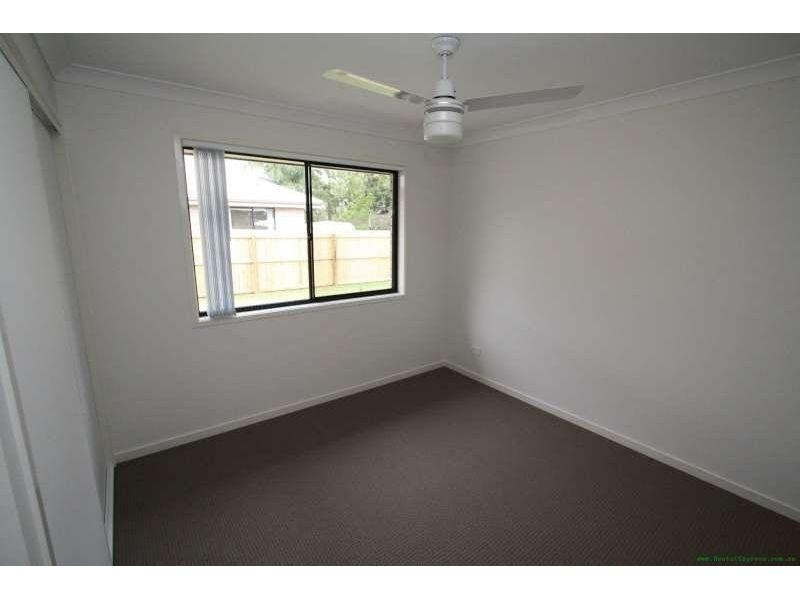 37 Fourth Avenue, Marsden QLD 4132