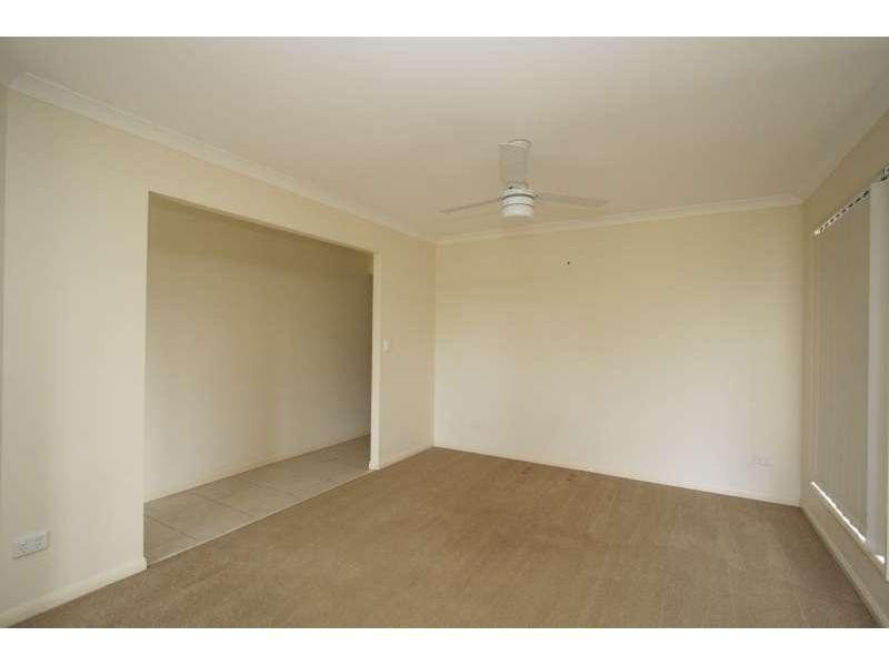 35 Dart Place, Parkinson QLD 4115