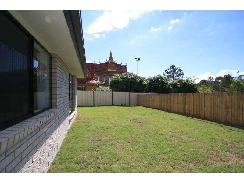 24 Prestige Drive, Marsden QLD 4132