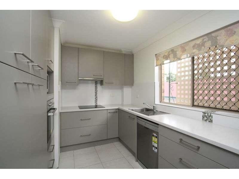 2/36 Haig Street, Coorparoo QLD 4151