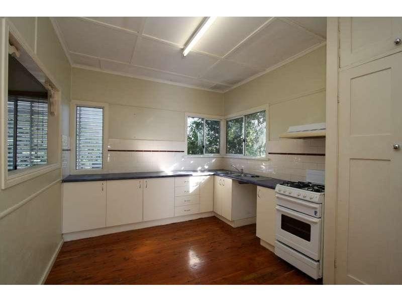 73 Hunter Street, Greenslopes QLD 4120