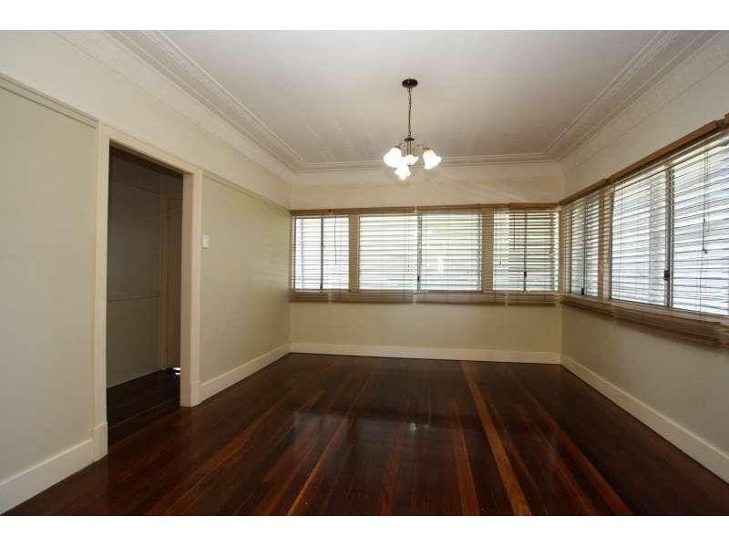 73 Hunter Street, Greenslopes QLD 4120