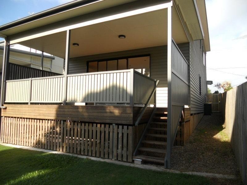 54 Whites Road, Manly West QLD 4179