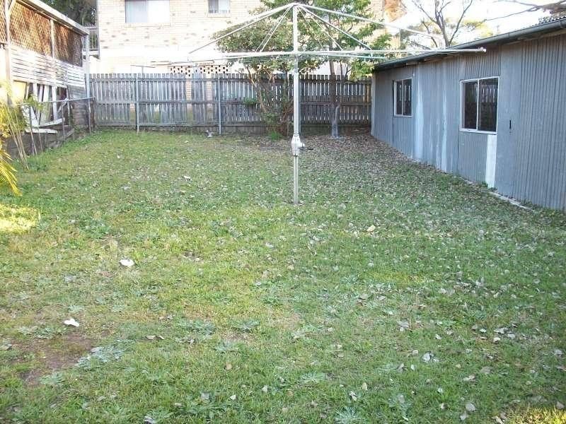 65 Chaucer Street, Moorooka QLD 4105