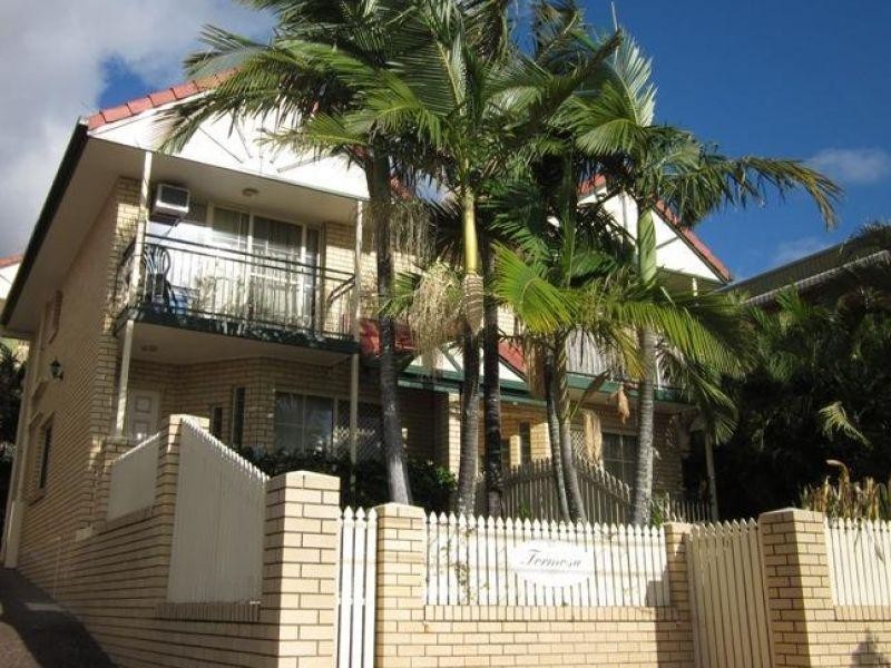 1/43 Ninth Avenue, Coorparoo QLD 4151