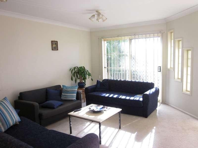 1/43 Ninth Avenue, Coorparoo QLD 4151