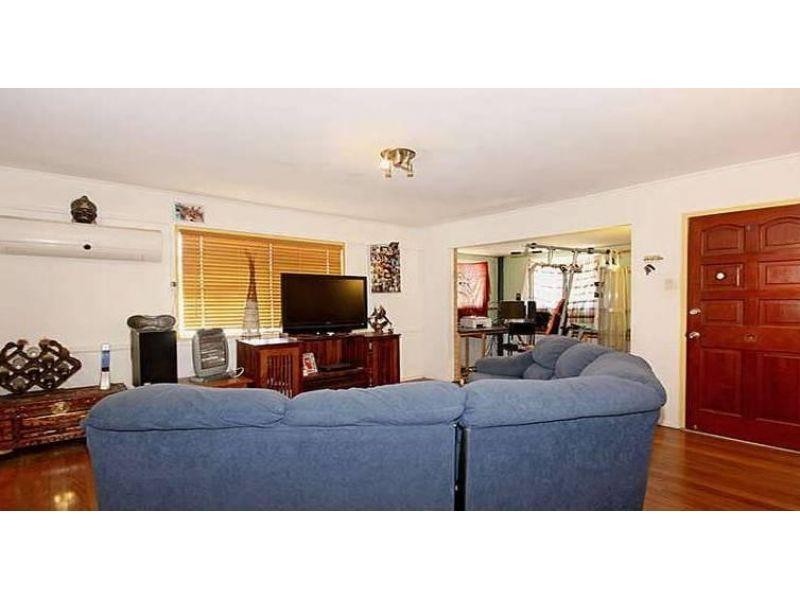 404 Nursery Road, Holland Park QLD 4121