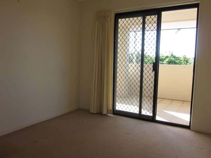 9/102-104 Pashen Street, Morningside QLD 4170