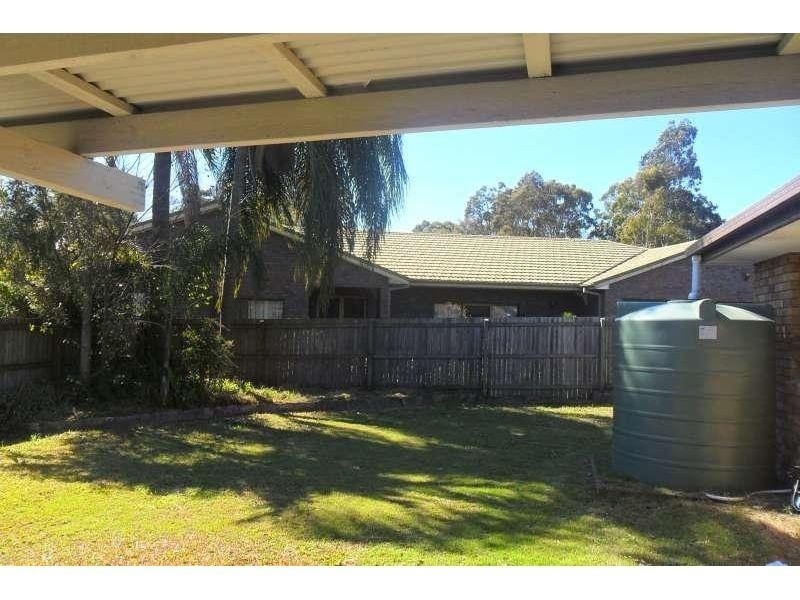 26 Chateau Street, Calamvale QLD 4116