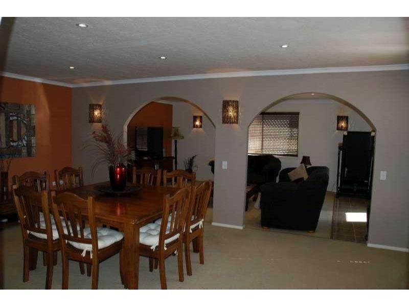 27 Kancoona Street, Rochedale South QLD 4123