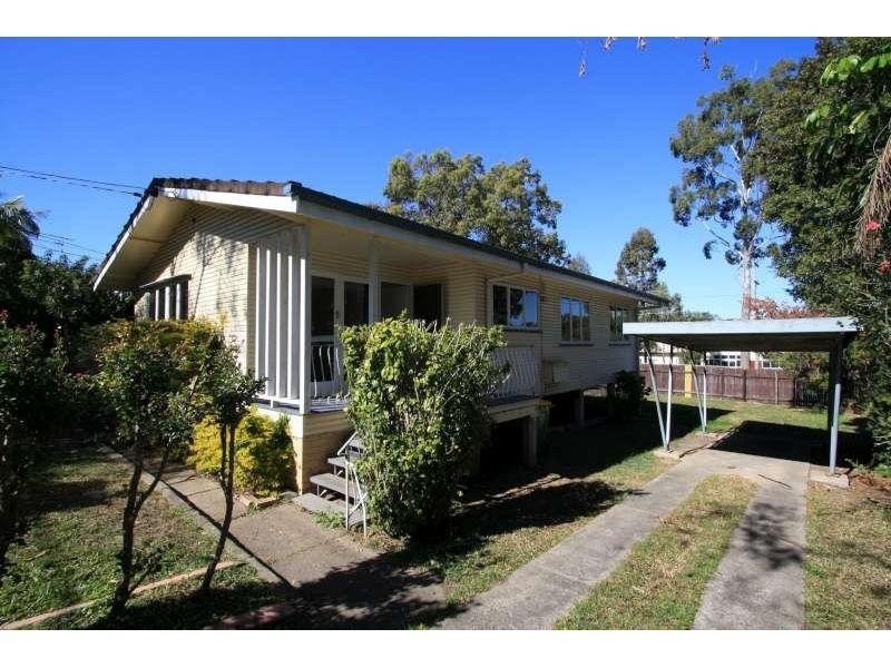 16 Karabil Street, Kingston QLD 4114