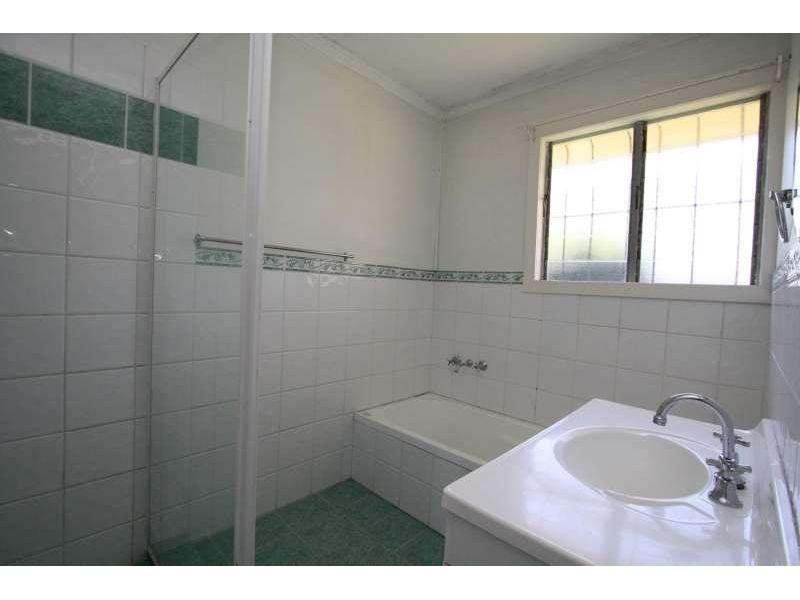 16 Karabil Street, Kingston QLD 4114