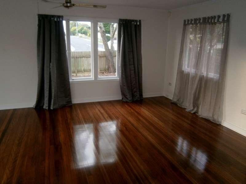 16 Karabil Street, Kingston QLD 4114