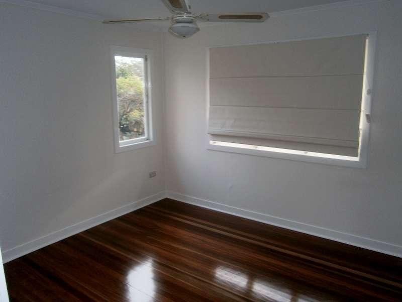 16 Karabil Street, Kingston QLD 4114