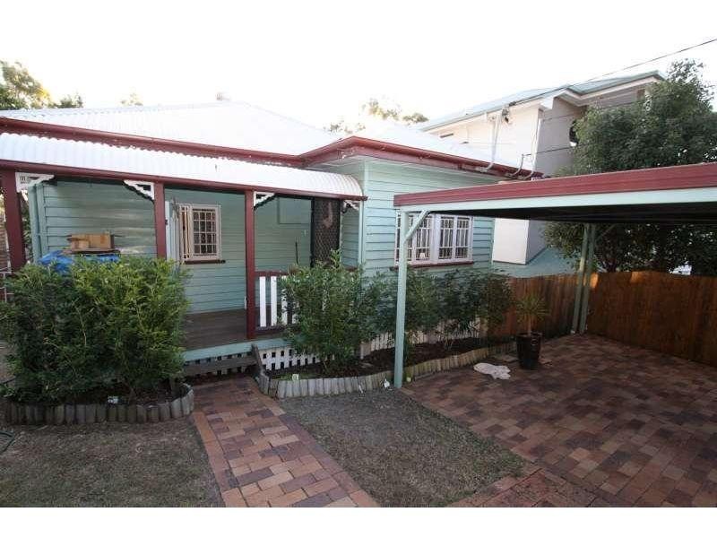 21 Garden Street, Greenslopes QLD 4120