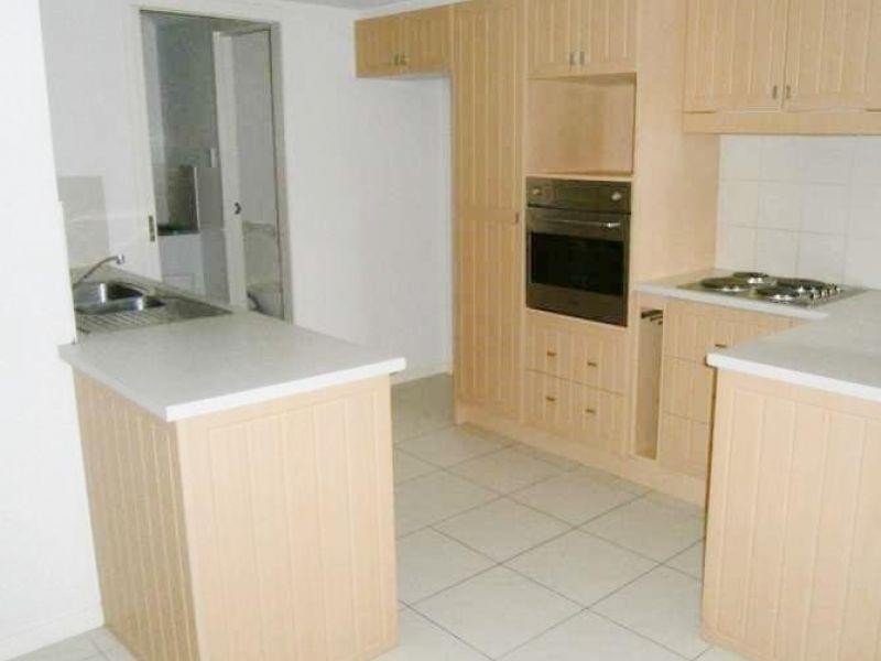 2/101 Ekibin Road, Annerley QLD 4103