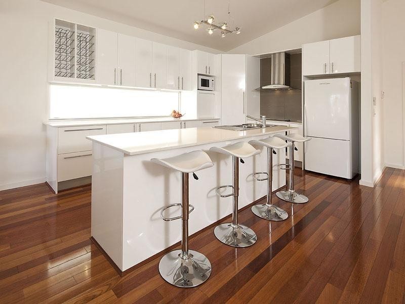 153 Macrossan Avenue, Norman Park QLD 4170