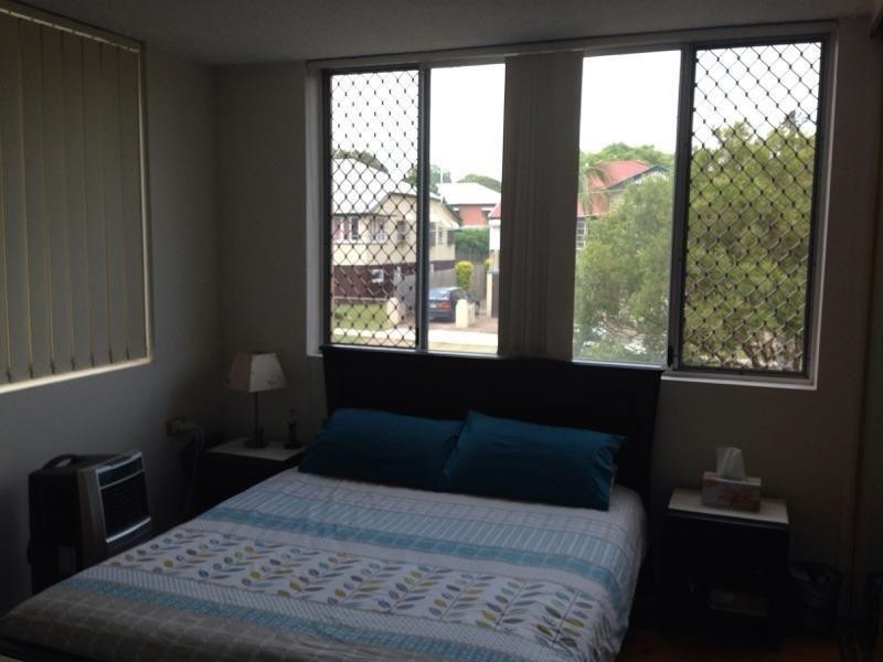 1/12 Birdwood Street, Coorparoo QLD 4151