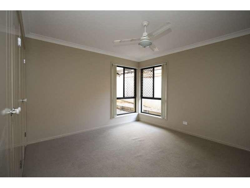 28 Habitat Drive, Redland Bay QLD 4165