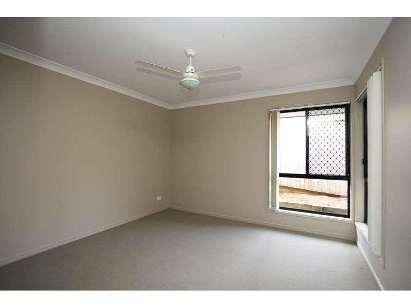 28 Habitat Drive, Redland Bay QLD 4165