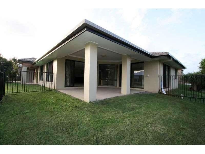 28 Habitat Drive, Redland Bay QLD 4165