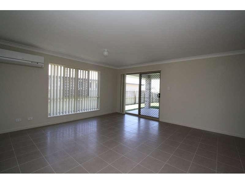 6 Serenity Court, Crestmead QLD 4132