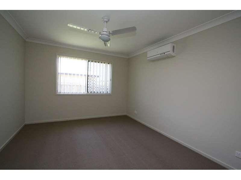 6 Serenity Court, Crestmead QLD 4132