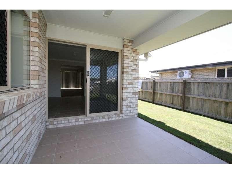 6 Serenity Court, Crestmead QLD 4132