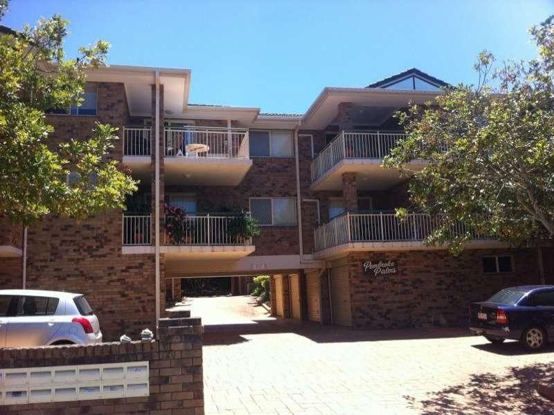 9/120 Pembroke Road, Coorparoo QLD 4151