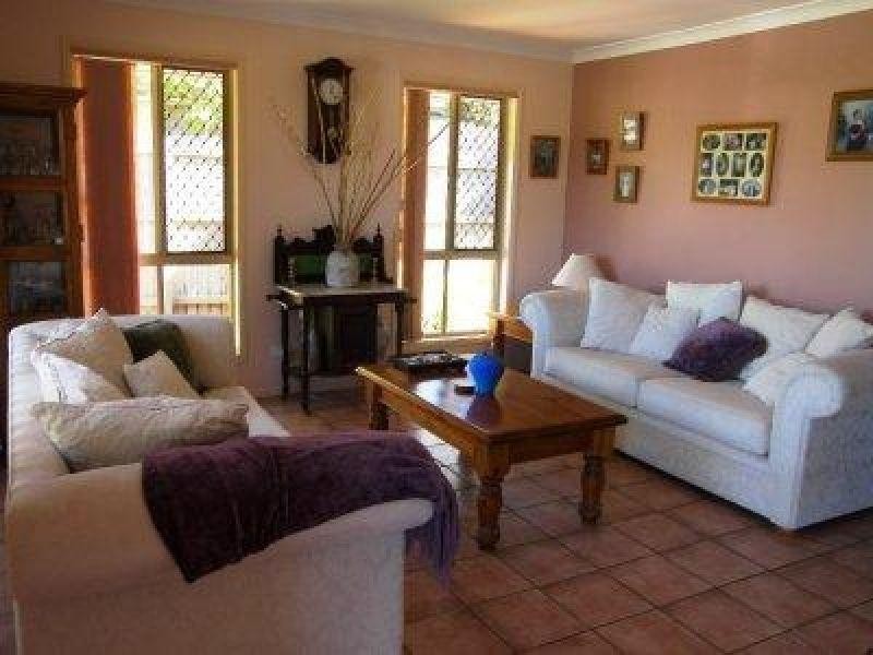 3 Gleneagles Court, Redland Bay QLD 4165