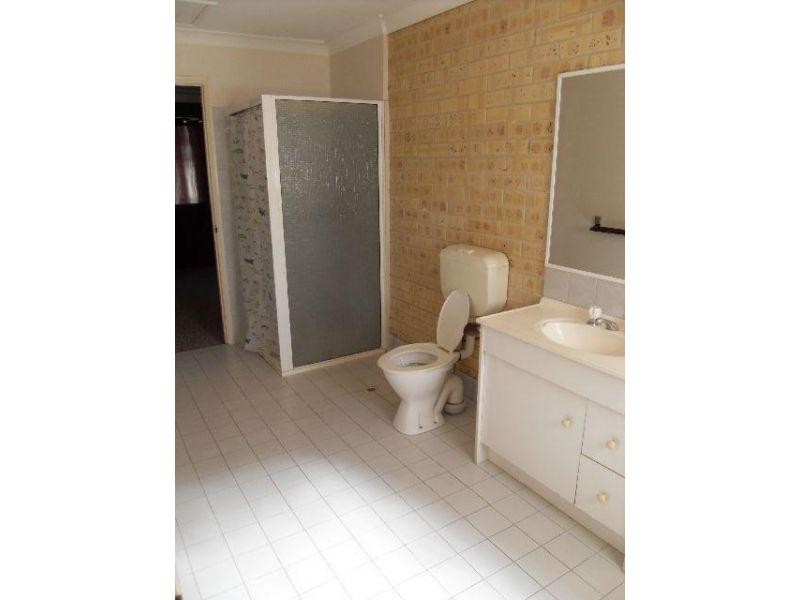 9/7-9 Pendlebury Court, Edens Landing QLD 4207