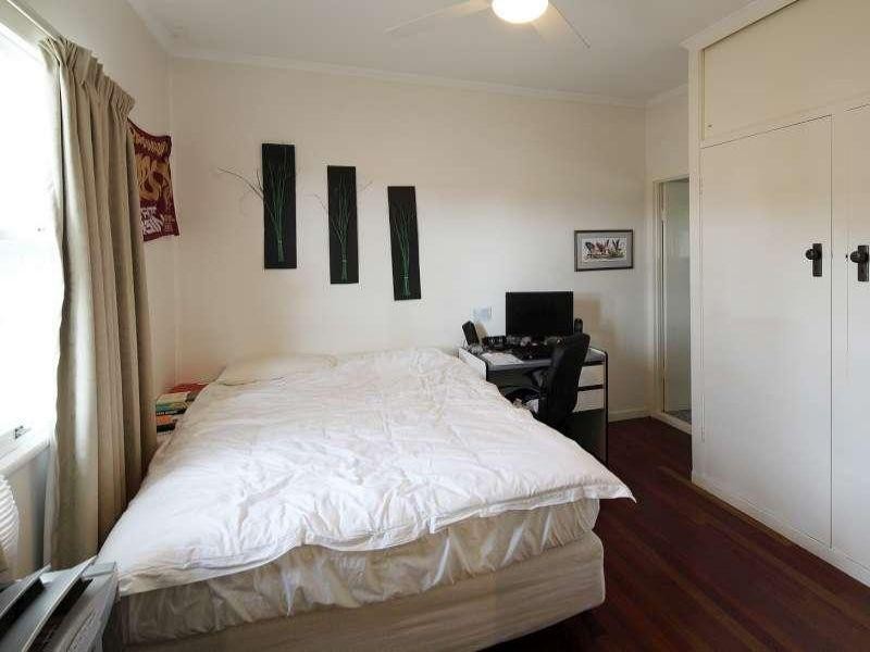 2/8 Arrowsmith Street, Camp Hill QLD 4152