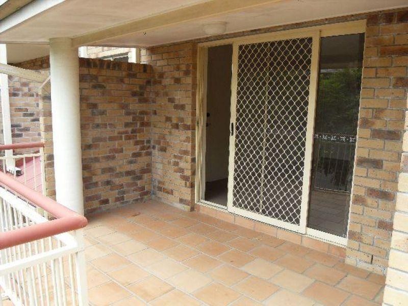 2/30 Noela Street, Coorparoo QLD 4151